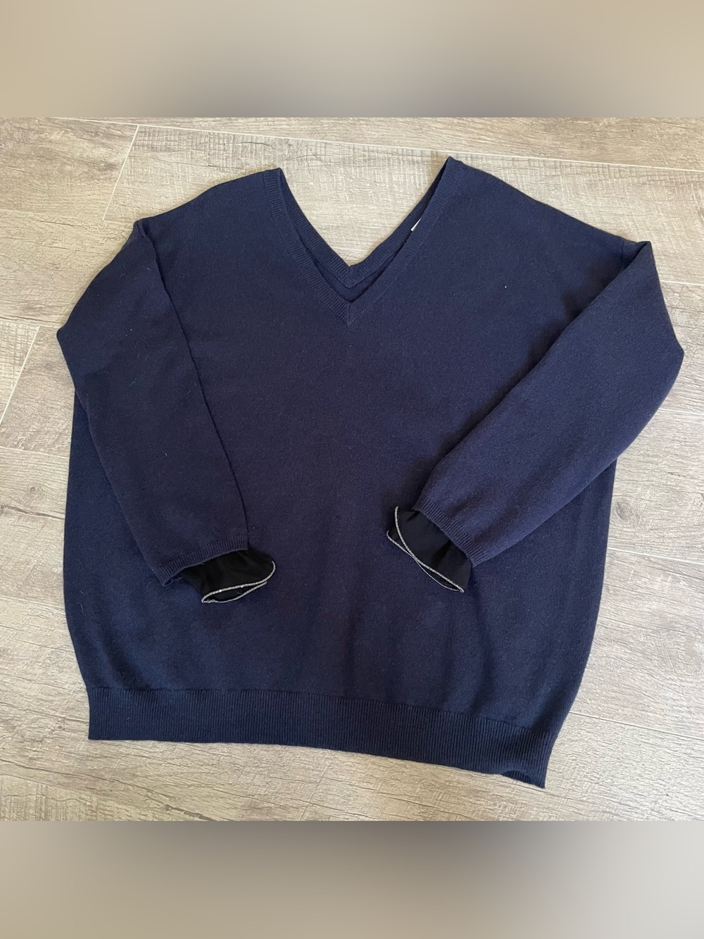 Brunello Cucinelli 100% Cashmere Navy V-Neck Sweater large - Picture 2 of 6